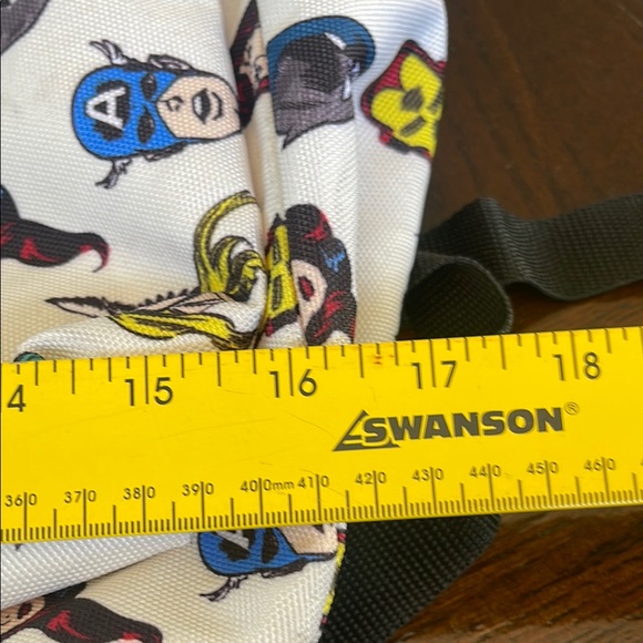 Vans Marvel Superhero Faces Backpack - Picture 11 of 12